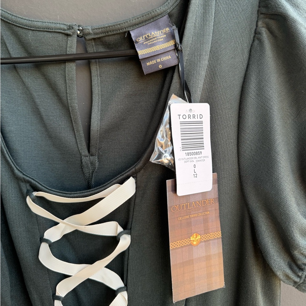 NWT Torrid Outlander dress - Picture 3 of 5